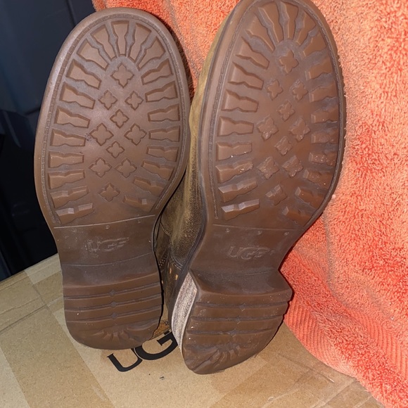 Ugg leather tall boots - Picture 8 of 8